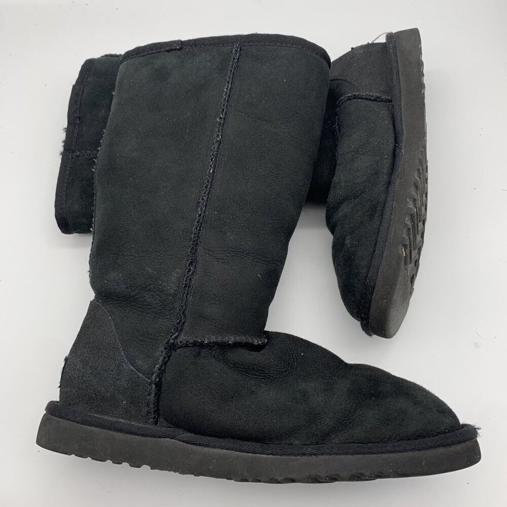 UGG Classic Tall II Leather Sheepskin Black Boots Women’s Size 5 Youth 3